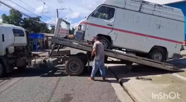 Lo paso ambulancia después la voltearon