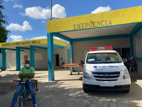 Aprueban salario extra los médicos que trabajen la frontera